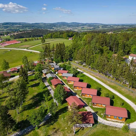 Knaus Campingpark Lackenhaeuser 3*